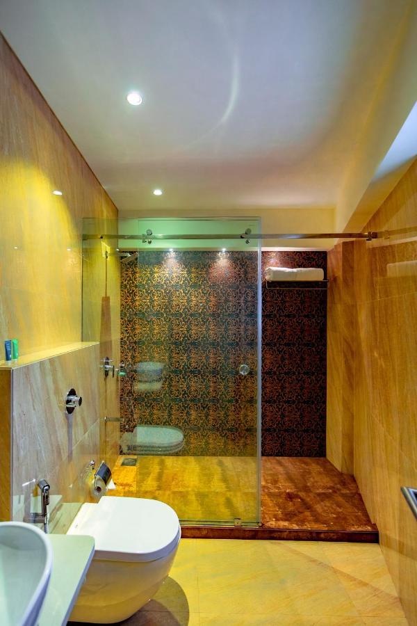 Hotel Laxvas Thane Exterior foto